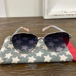 Aviator Style Silver American Flag Sunglasses with Case